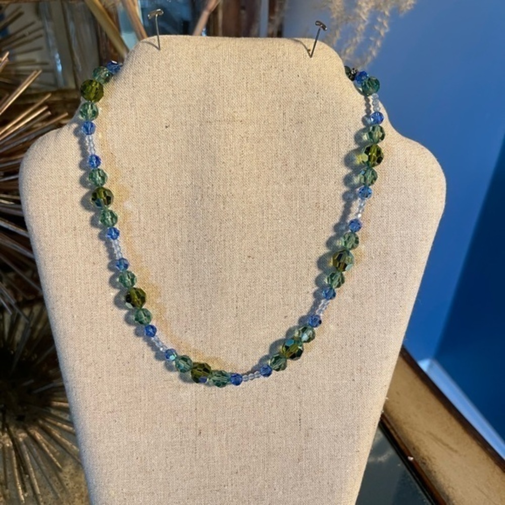Beautiful blue green beaded statement necklace, adjustable. Nordstrom elegance.